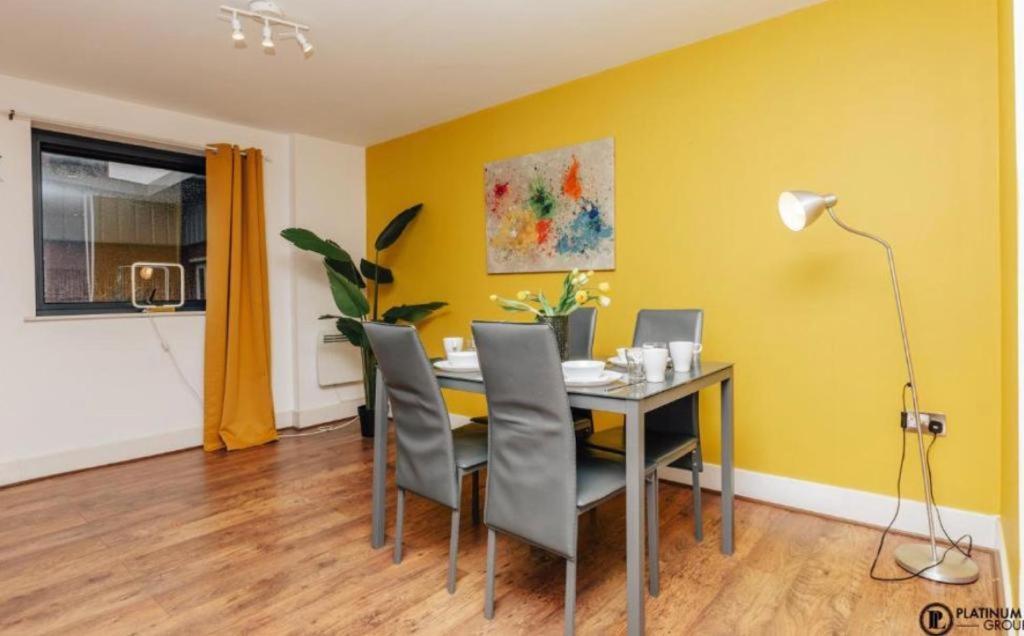 Sl Luxury 2 Bed Broad St Home Birmingham Eksteriør bilde
